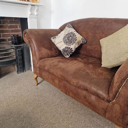 Ludlow Town Centre Apartments Екстериор снимка