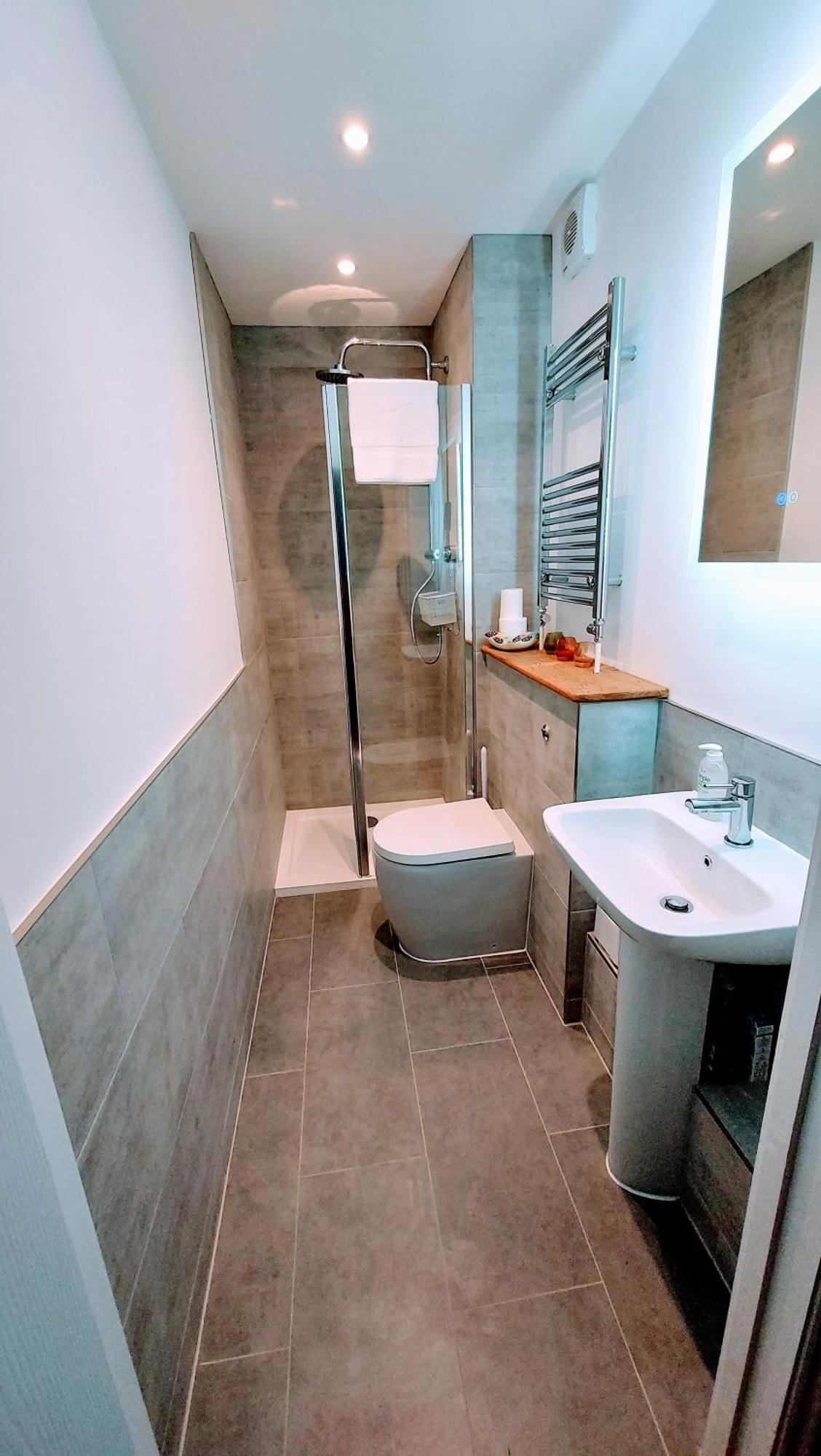 Ludlow Town Centre Apartments Екстериор снимка