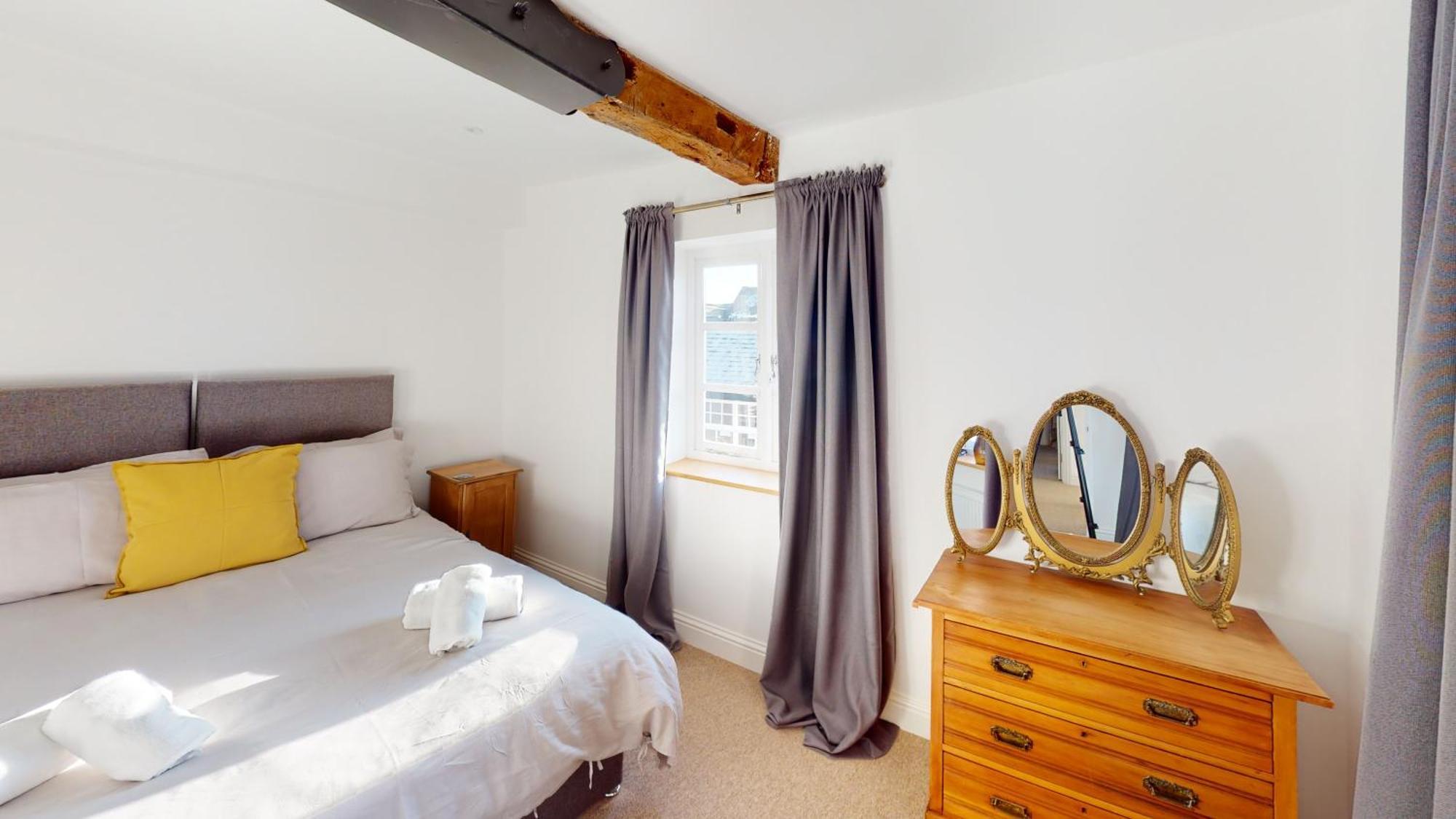 Ludlow Town Centre Apartments Екстериор снимка